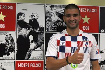 Górnik następcę Bochniewicza znalazł w Grecji. Pozyskał obrońcę Olympiakosu Pireus (VIDEO)